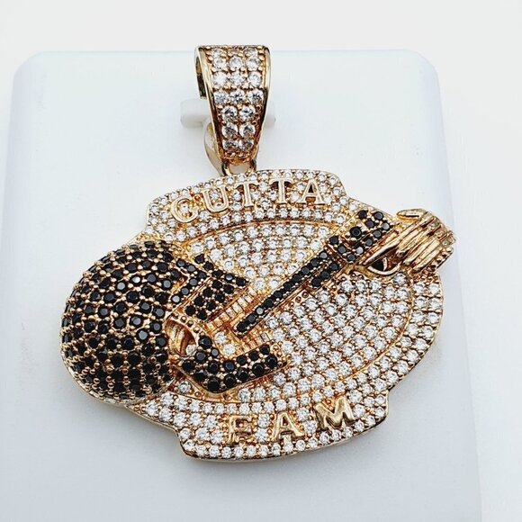 "14K Gold Plated Cubic Zircon Pendant, INUS1BR265 - Picture 4 of 8